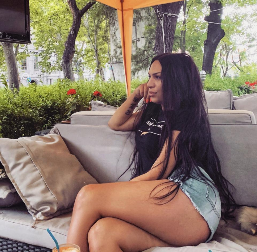 Дуся: проститутки индивидуалки в Ярославля