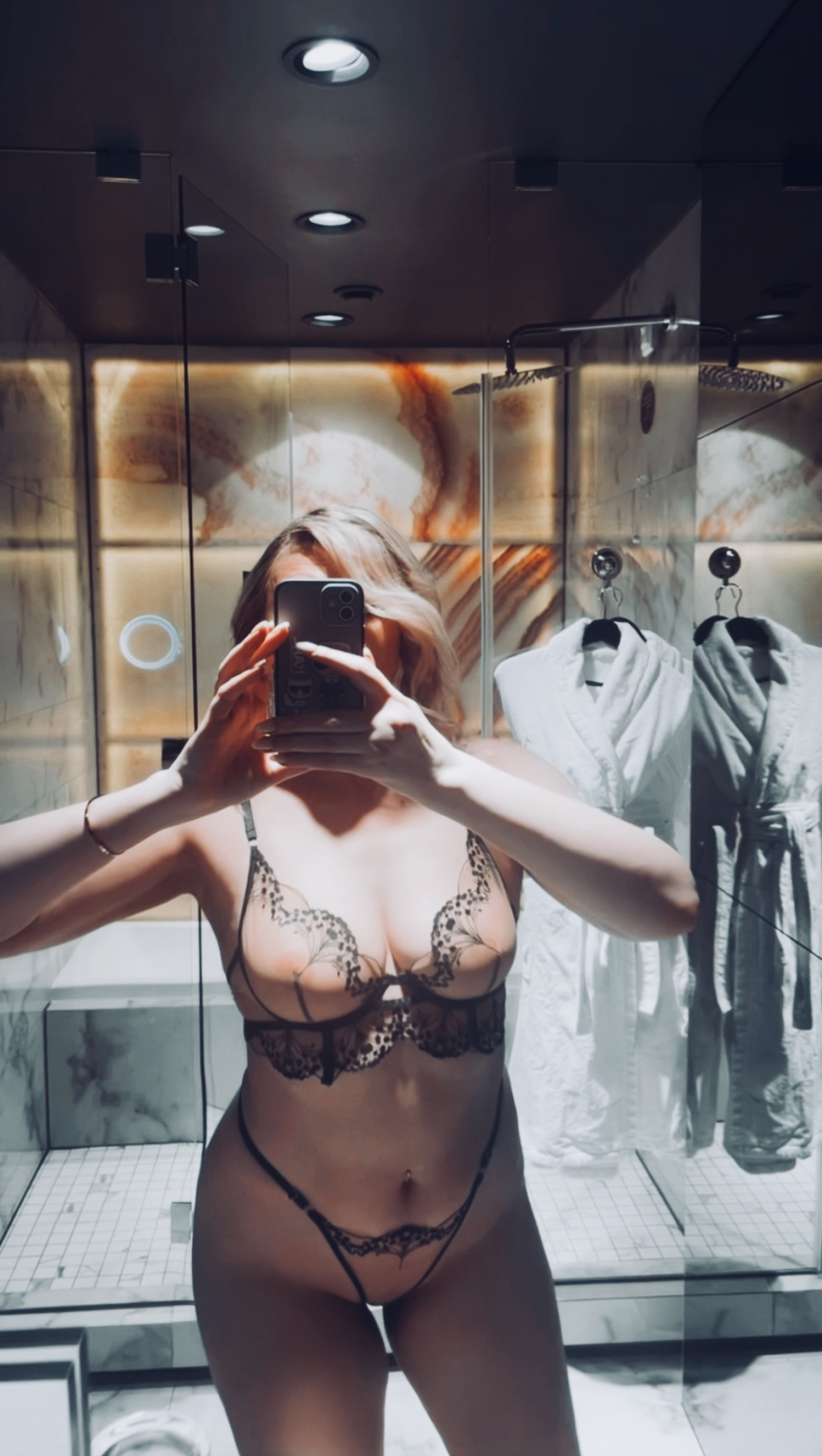 Алена : проститутки индивидуалки в Ярославля